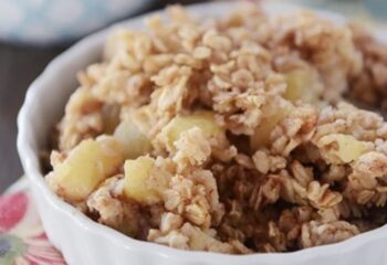 Apple Cinnamon Oatmeal